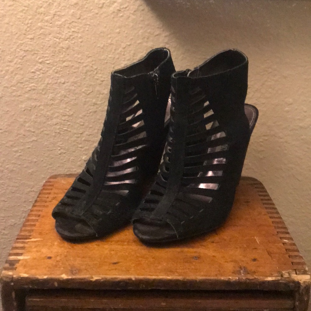 Steve Madden Black Wedge Heel